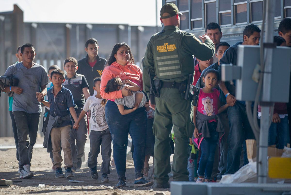 ‘Ghost Flights’: The Mystery of the Migrant Kids the Feds ...