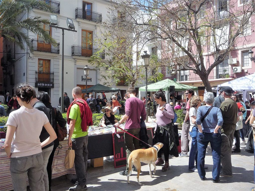 ACTIVITATS COMPLEMENTÀRIES – XX Mostra del Llibre ...